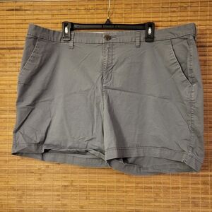 3/$15 Old Navy Gray Twill Mid-Rise Everyday Shorts 6" Inseam Women's 20